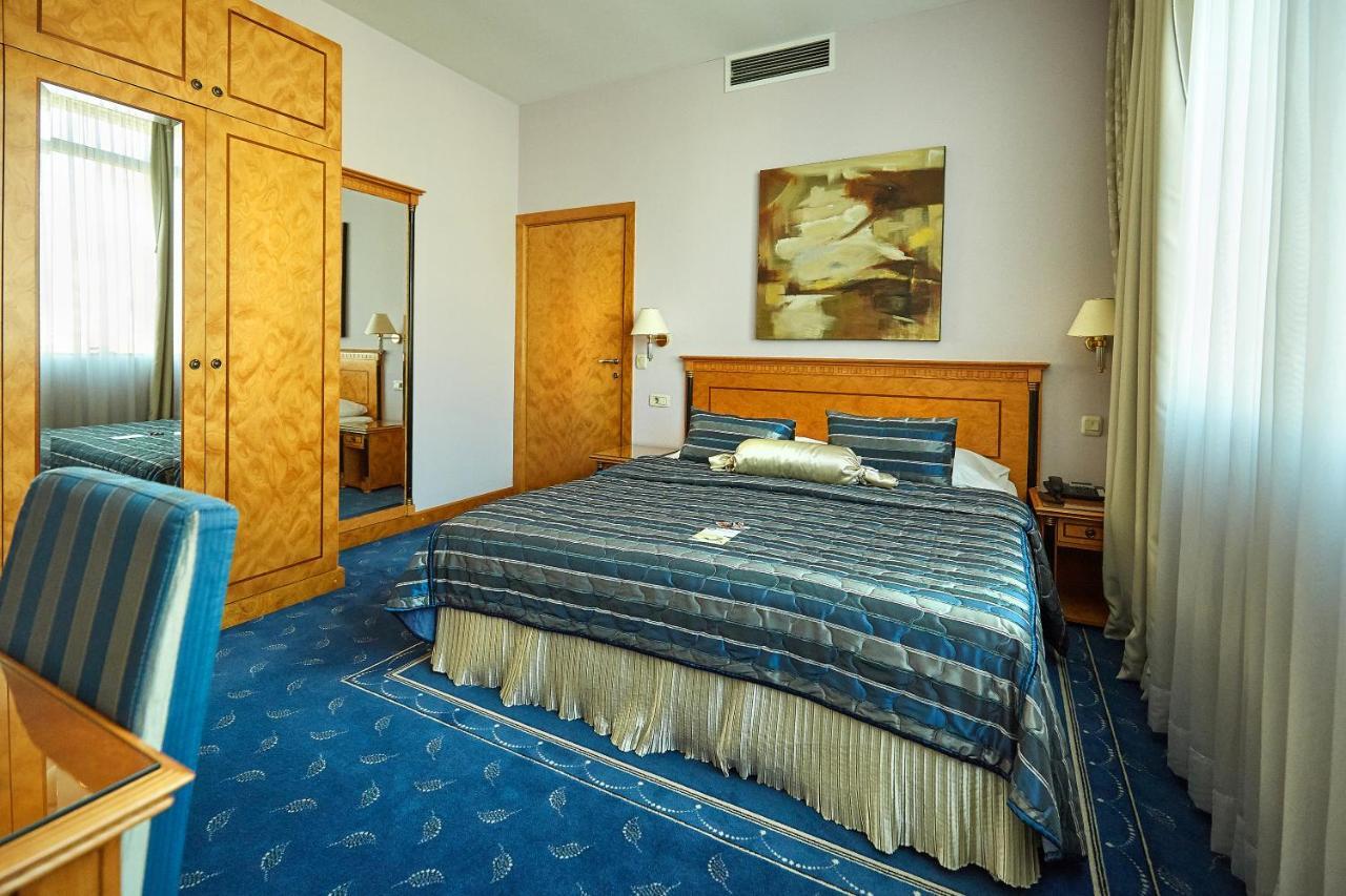Garni Hotel Master Novi Sad Ngoại thất bức ảnh