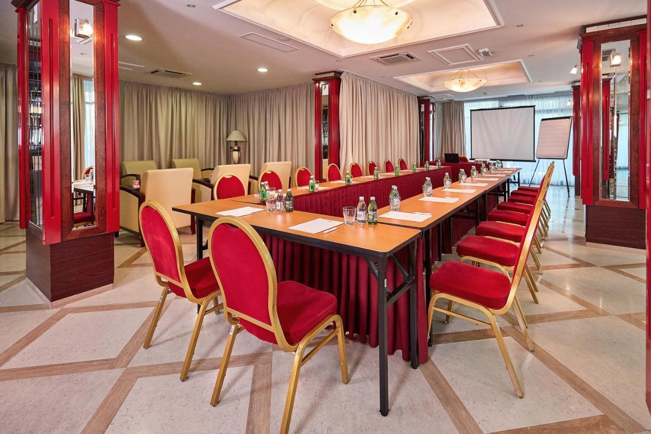 Garni Hotel Master Novi Sad Ngoại thất bức ảnh